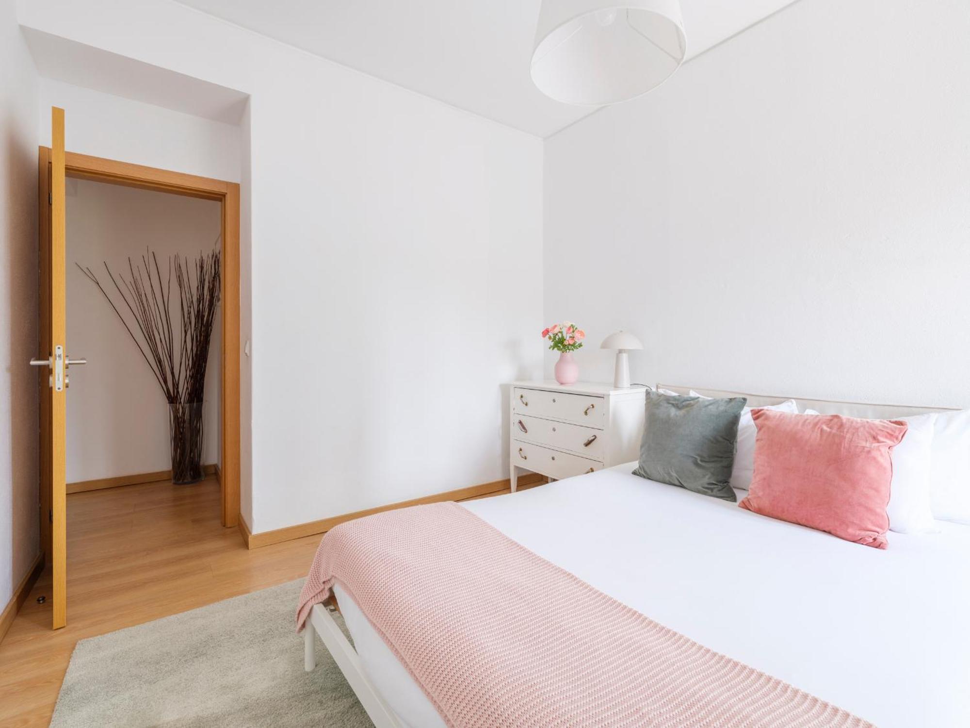 Olivais Spacious Apartment Near Airport Lisboa 外观 照片
