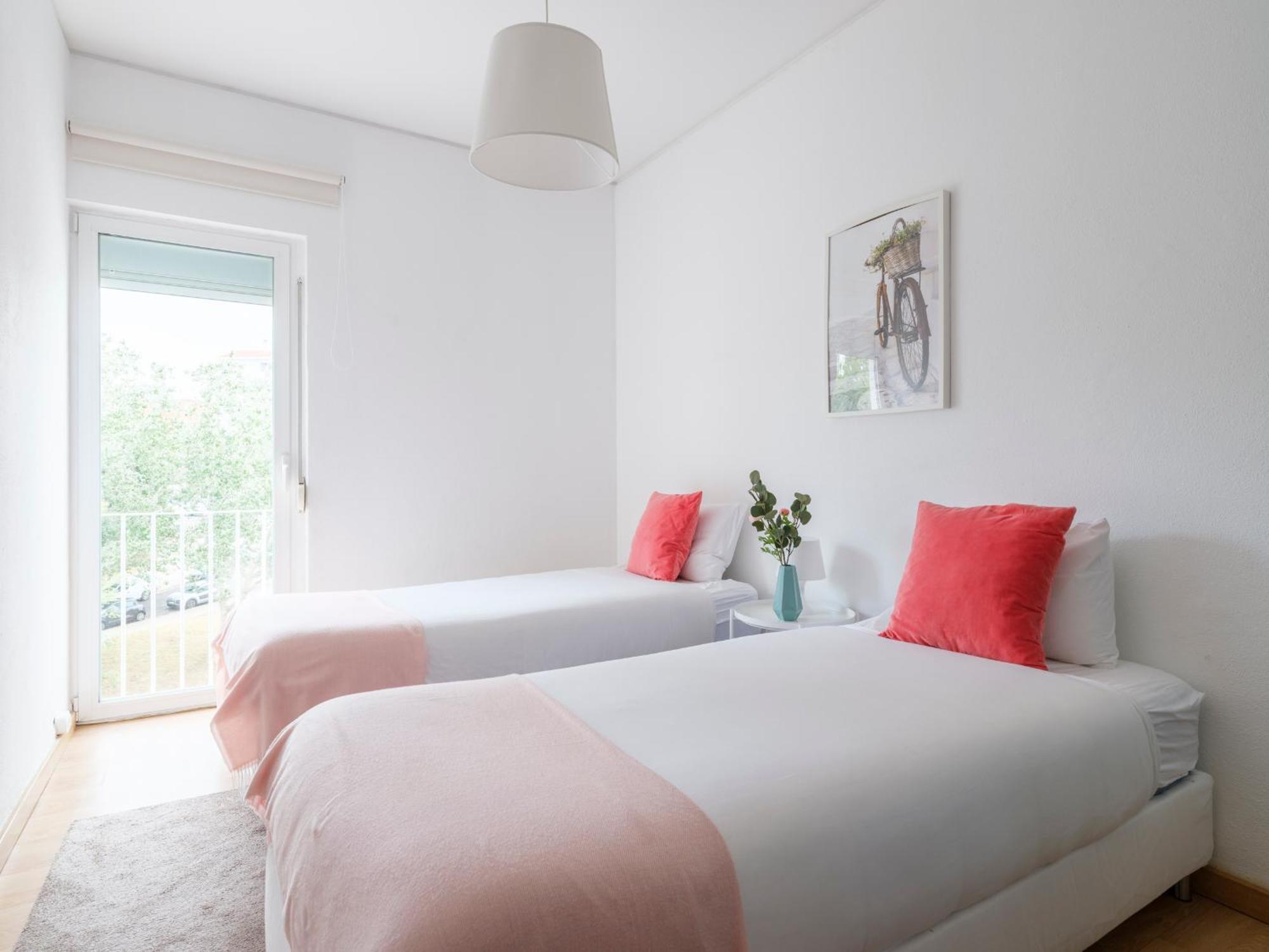 Olivais Spacious Apartment Near Airport Lisboa 外观 照片